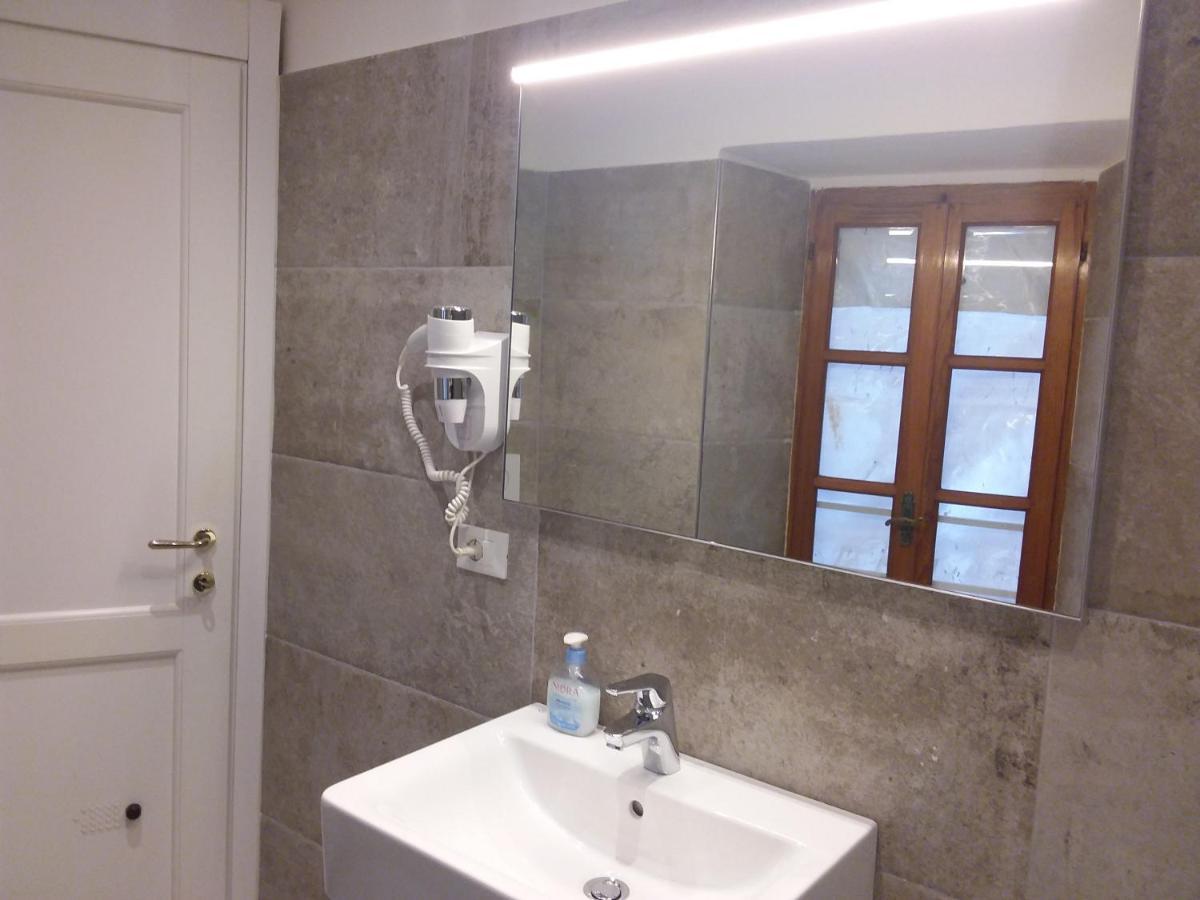 ורנאצה Rina Rooms מראה חיצוני תמונה