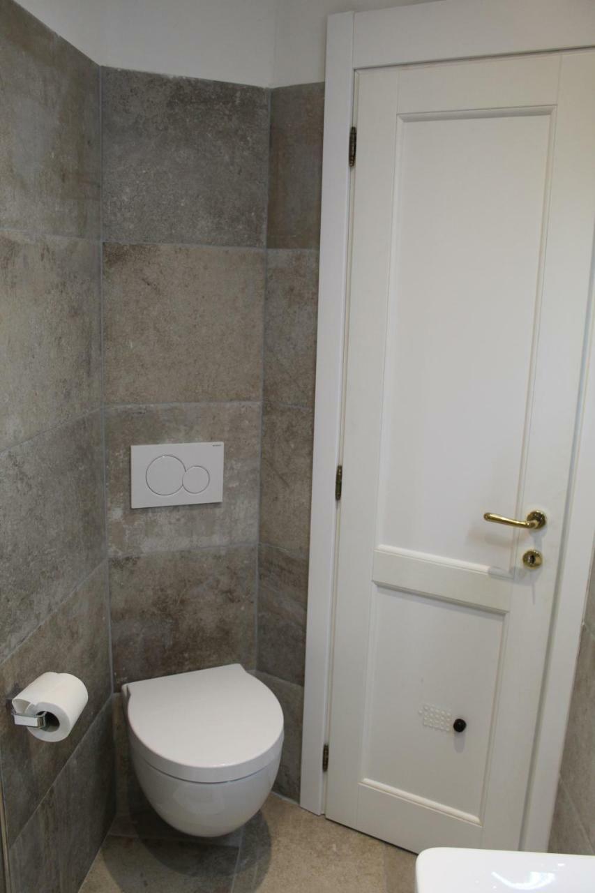 ורנאצה Rina Rooms מראה חיצוני תמונה